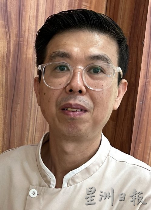 (古城封面主文)中秋月饼市场比拼口感与创新盼脱颖而出