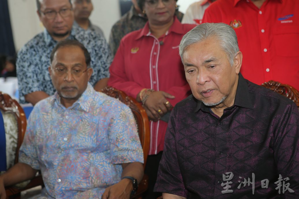 国大党青年团领袖出席土青团大会 扎希：国阵将要求呈书面解释