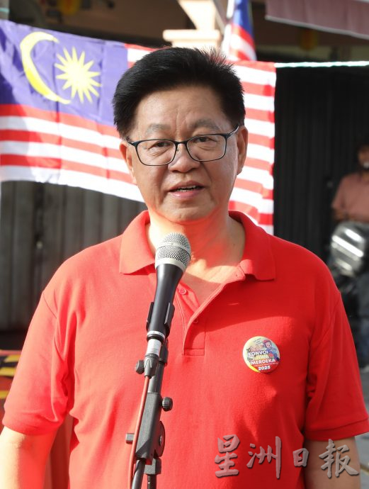 大都会/黄孝儒出席 旺沙马朱区爱国摩托游行