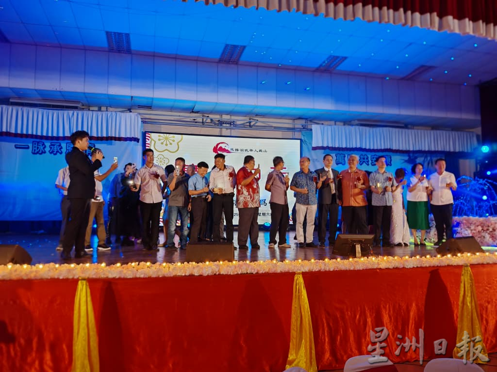 （古城第四版主文）历经一年多，马接翁武华人义山骨灰塔准证终获得批准