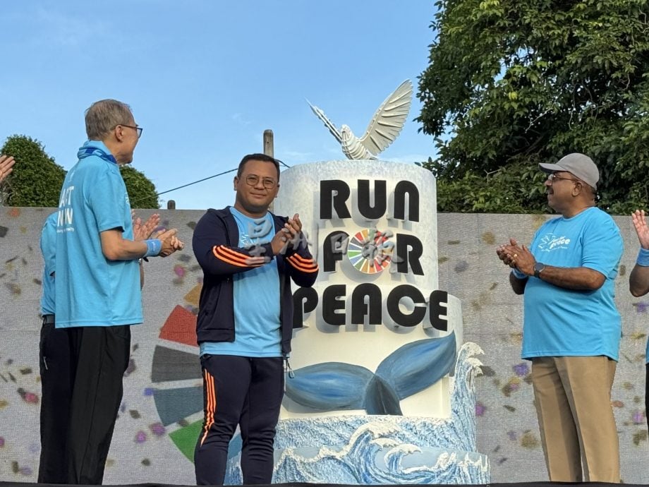 全国/雪大臣:全球涌现“自我中心主义病毒”