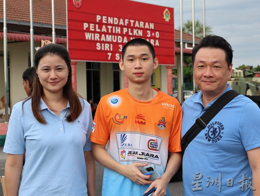 东(已签发):国民服务第三批男学员到北根报到