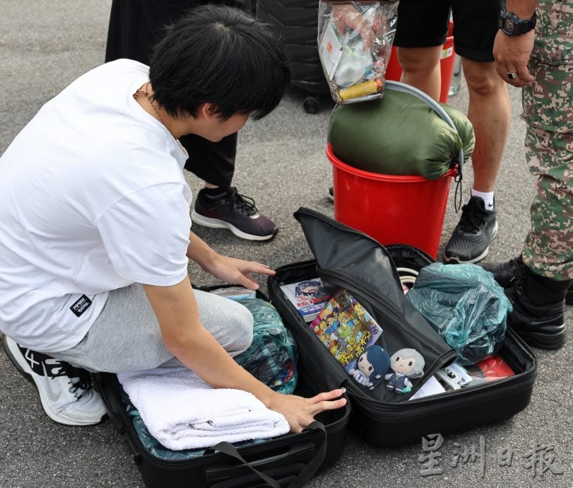 东(已签发):国民服务第三批男学员到北根报到