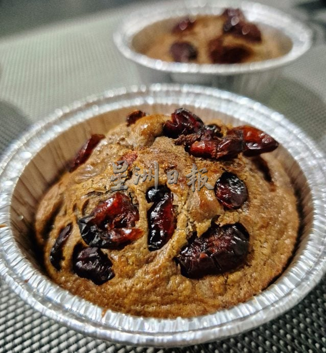 待上网 //心价值 | ：9日见报∕封底主文∕吃甜点降压？吃太多反效果 纾压可从饮食下手