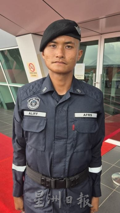 （古城版）机场消防处结业与授衔典礼，159名新成员正式结业