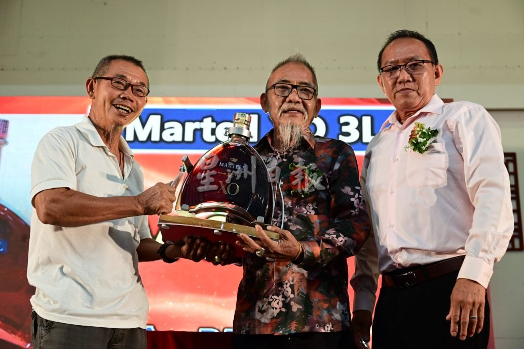 拉央再也盂兰胜会晚宴