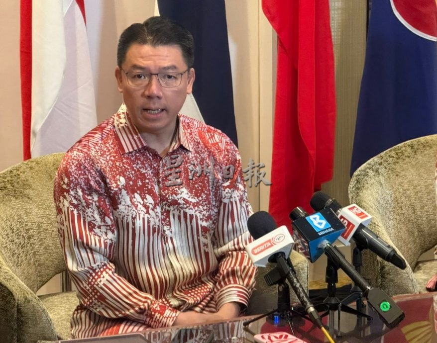 灯柱交通灯配备AI 倪可敏：大马要成为智慧国