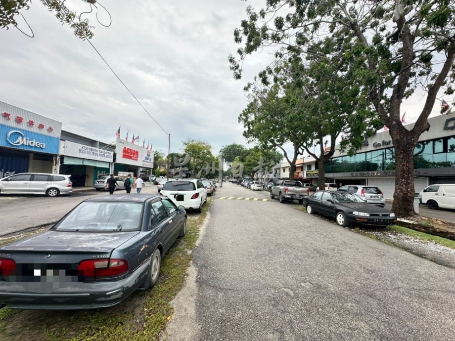 (古城版)柏灵玉再也废车问题趋严重 雷宝翔促移走免接罚单