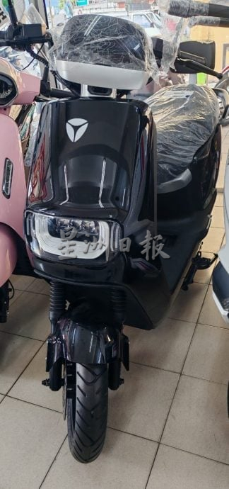 东：（未签发）买电动摩托车有补贴 市民反应不热