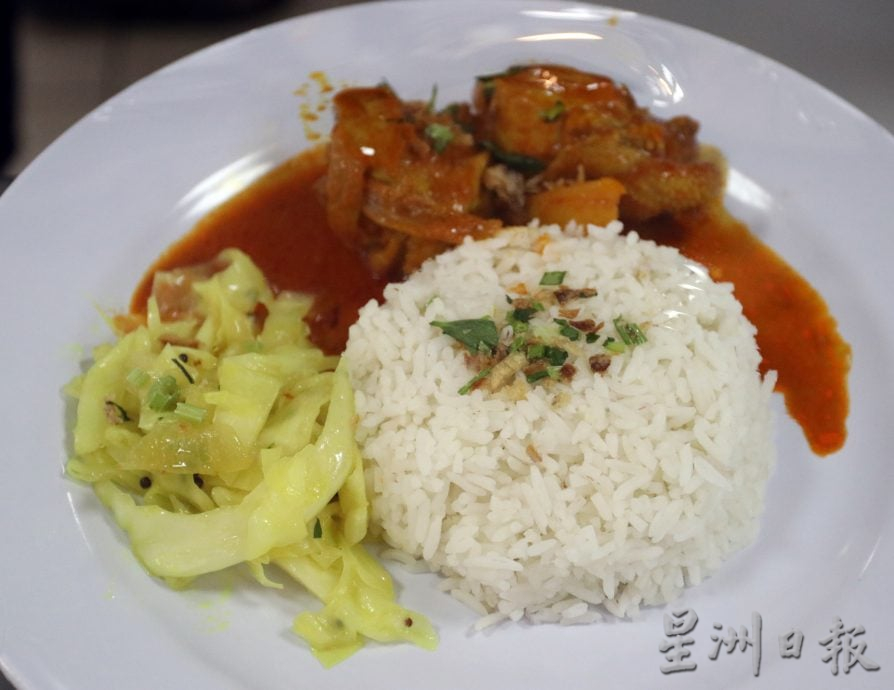 供星洲网/芙蓉端姑查化医院响应“爱心餐单”计划