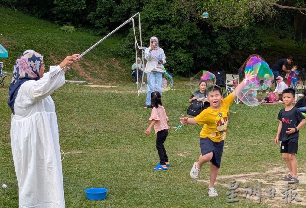 星角摄｜游乐场里 童年不打烊