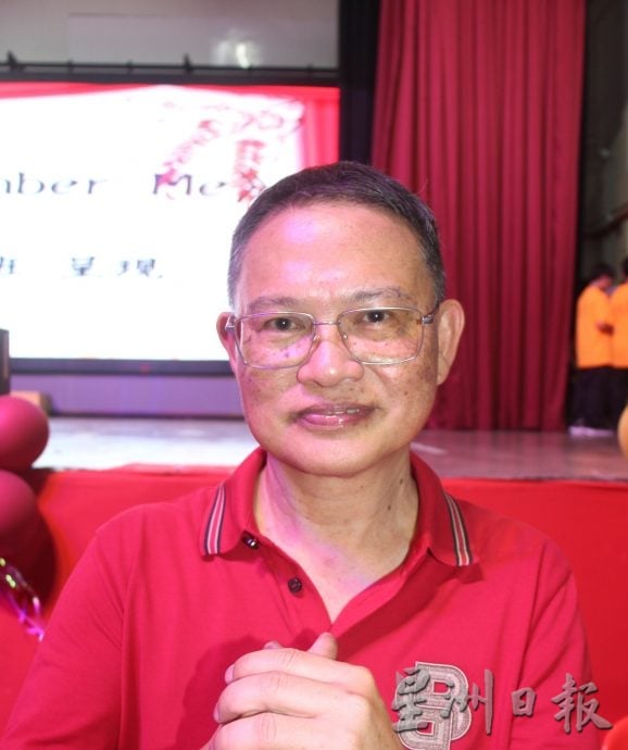 东:(已签发)超市连锁店纷纷迁入,劳勿新商业区欣欣向荣