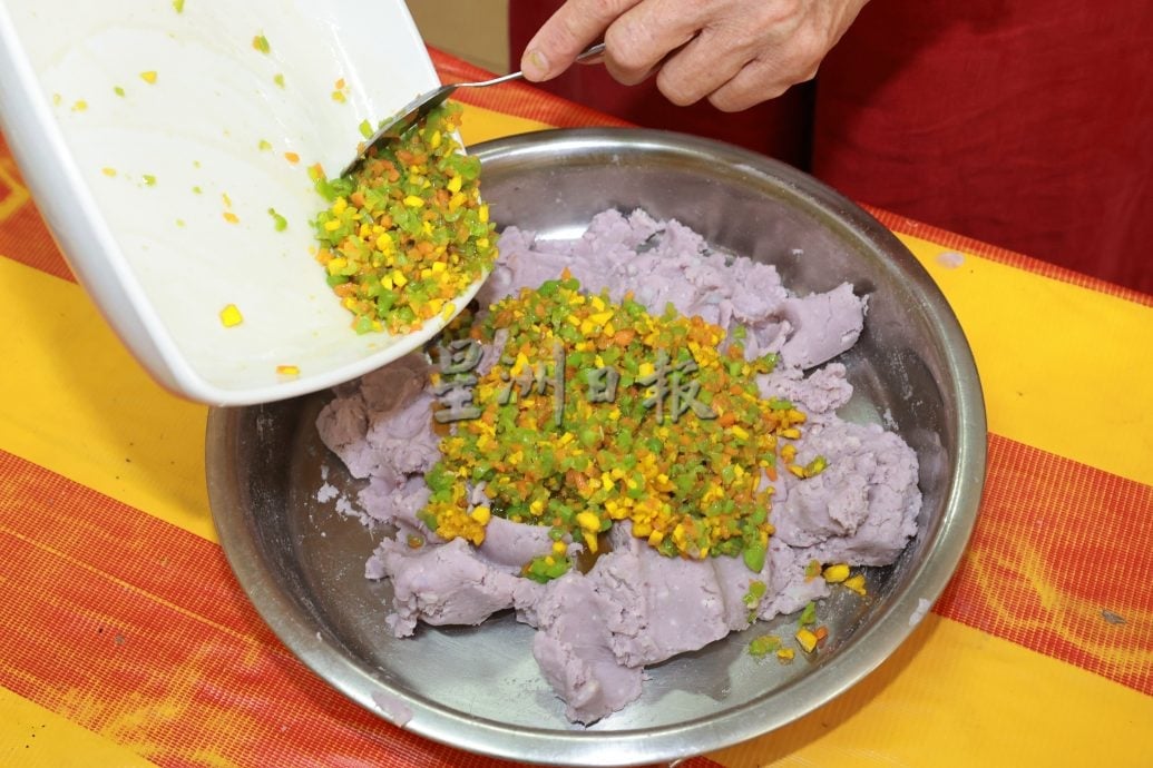 供星洲网(9月15日刊登/私房好菜)素食也能很客家,蔡美好用料理传递健康与善念