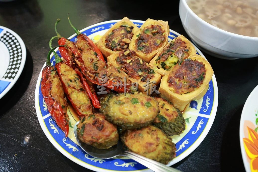 供星洲网(9月15日刊登/私房好菜)素食也能很客家,蔡美好用料理传递健康与善念