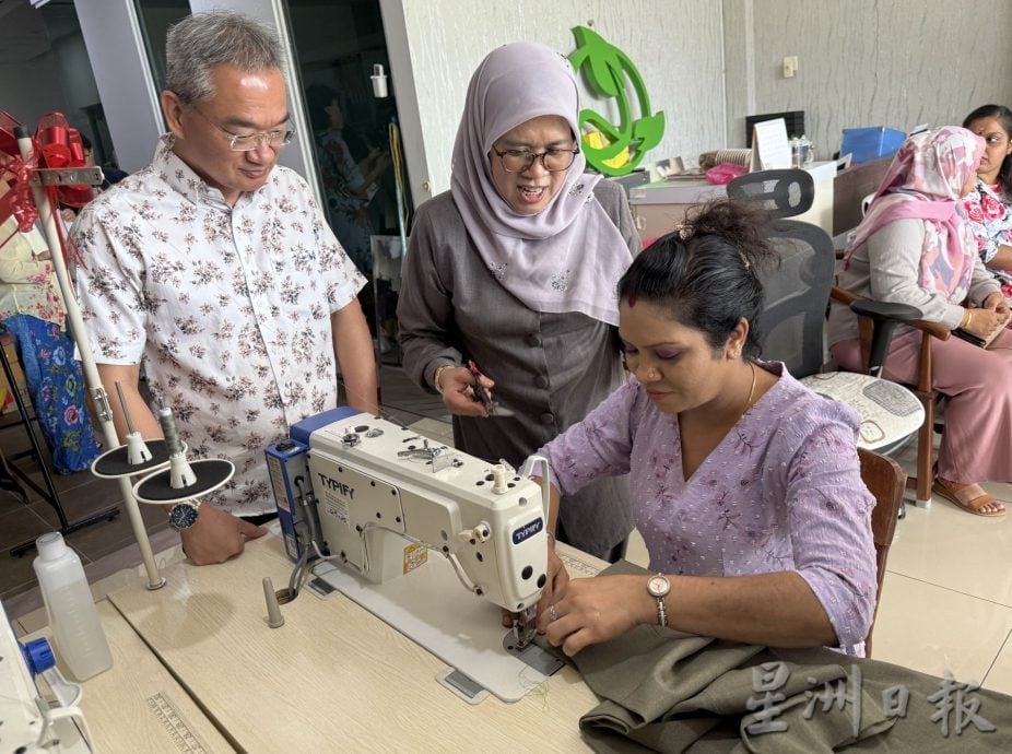 （古城第三版主文／签发）邱培栋赠缝纫机·助女性迈向微型创业