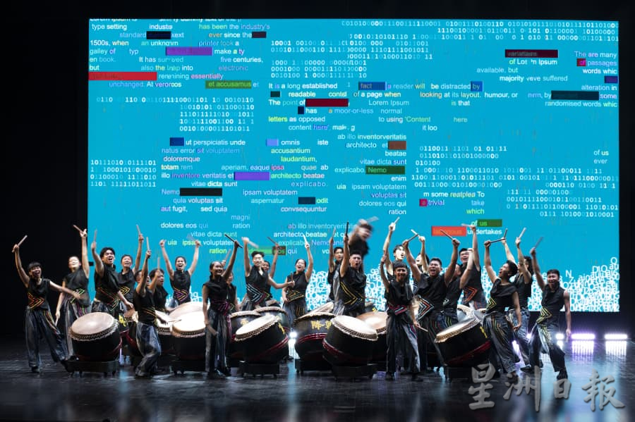 **已签发**柔：封面：新版《鼓动新山》佳评如湖  柔政府探讨纳入旅游项目