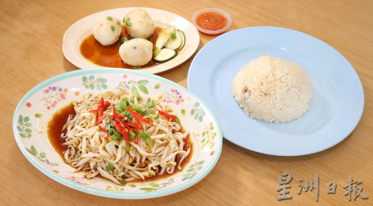 大霹雳封底主文／【人气美食】|黄记菜园鸡沙河粉 芽菜鸡嫩滑河粉好味