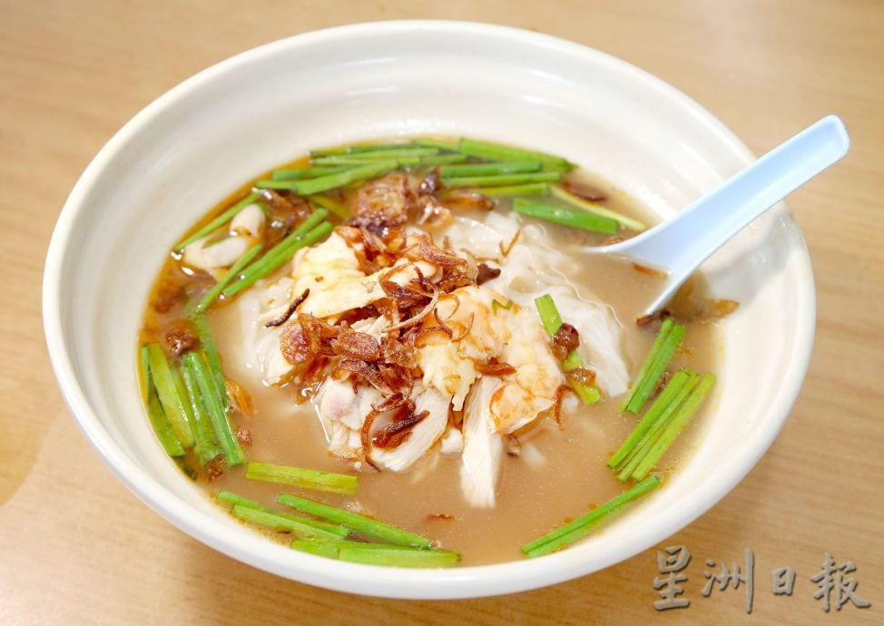 大霹雳封底主文／【人气美食】|黄记菜园鸡沙河粉 芽菜鸡嫩滑河粉好味