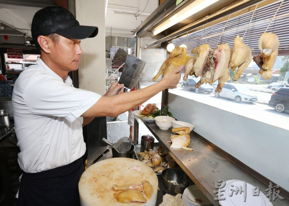 大霹雳封底主文／【人气美食】|黄记菜园鸡沙河粉 芽菜鸡嫩滑河粉好味