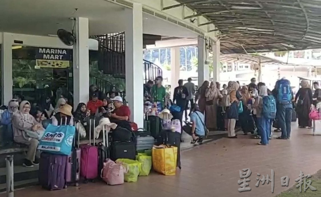 邦咯岛迎家庭旅客 周末近万人登岛