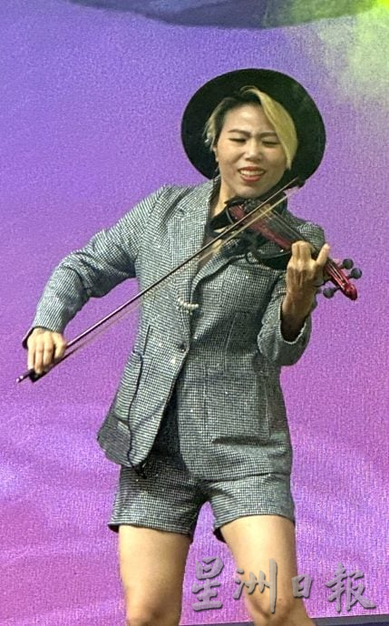 (古城第三版主文)建设进步国家从照顾流浪动物做起·阿德里拨5千毛孩之家