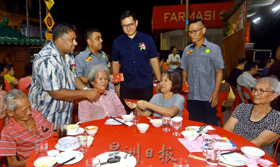 早报必下-大都会-八打灵17区白沙罗盂兰胜会晚宴/5图