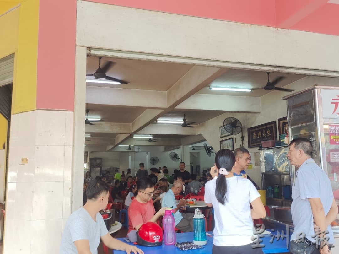 已签发 柔:版头之一:学校假期遇上连假 饮食业者生意倍增