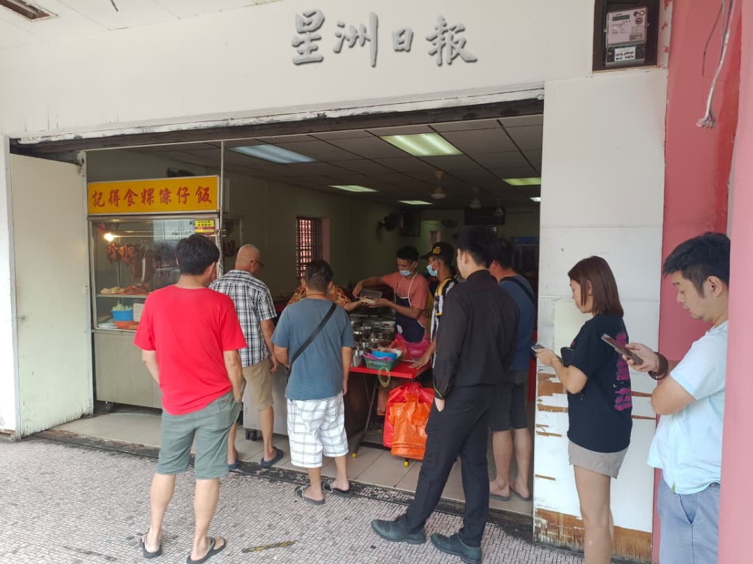 已签发 柔:版头之一:学校假期遇上连假 饮食业者生意倍增