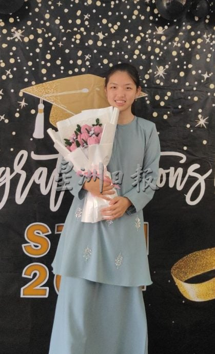 东：（已签发）劳勿5华裔优秀生，全不获第一志愿大学及科系