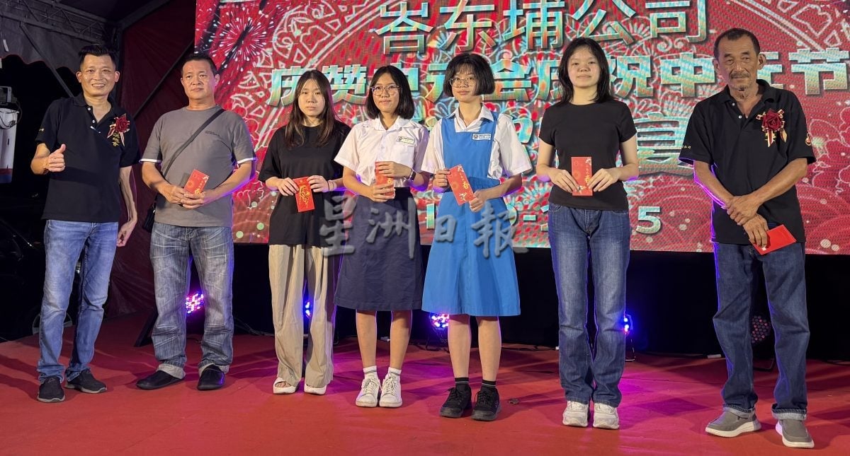 （大北马）吴俊益：峇东埔公司庆赞中元达1个月，全槟最久