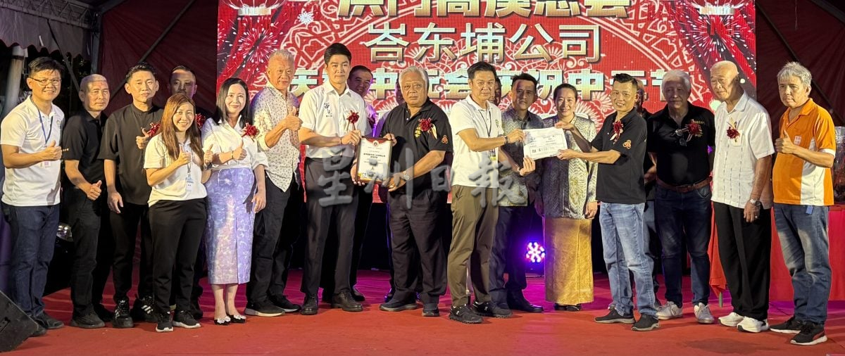 （大北马）吴俊益：峇东埔公司庆赞中元达1个月，全槟最久