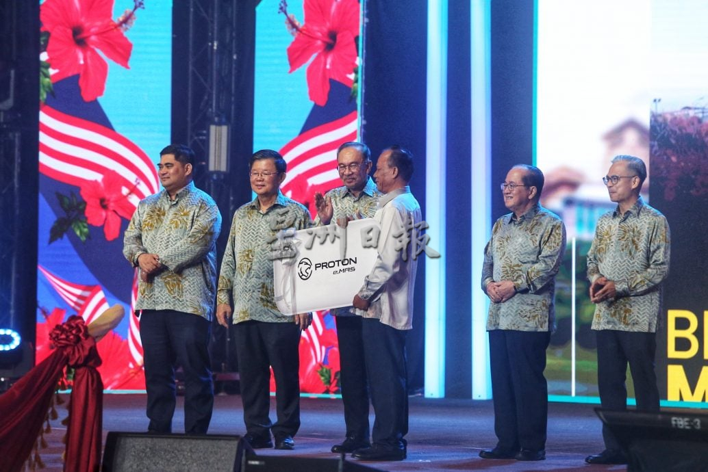 (大北马)曹观友:庆典是一段奋斗与牺牲的历史