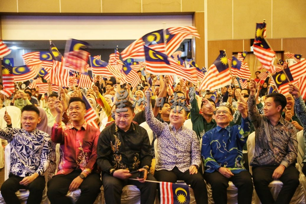 (大北马)曹观友:庆典是一段奋斗与牺牲的历史