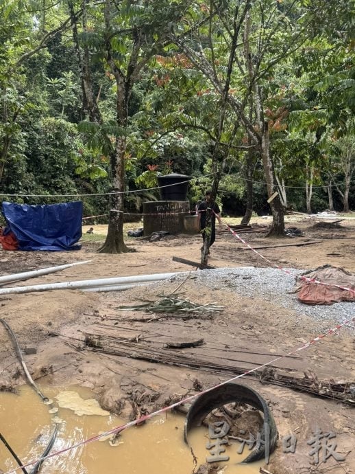 大都会/ME03头/吉粦新村热水湖被淹 露营客半夜逃命/11图