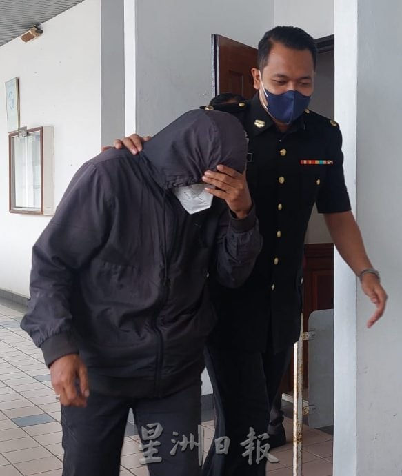 (古城版)大学预科班前营业助理承认收贿