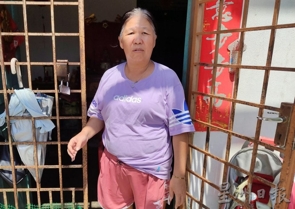 班台居民心有余悸 受风灾房屋抢修中