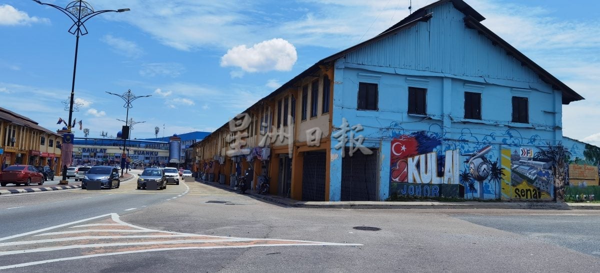 (9月19日见报):半岛心旅行|走进士乃新村,百年老镇的文化记忆与慢活魅力