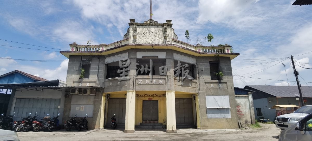 (9月19日见报):半岛心旅行|走进士乃新村,百年老镇的文化记忆与慢活魅力