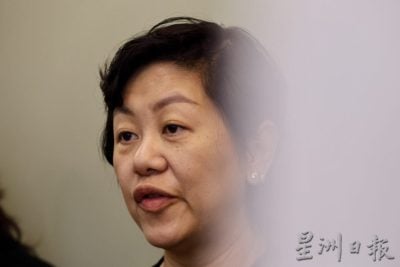 癌后复健学跌倒再爬起 24“卵巢勇士”重拾生活自信