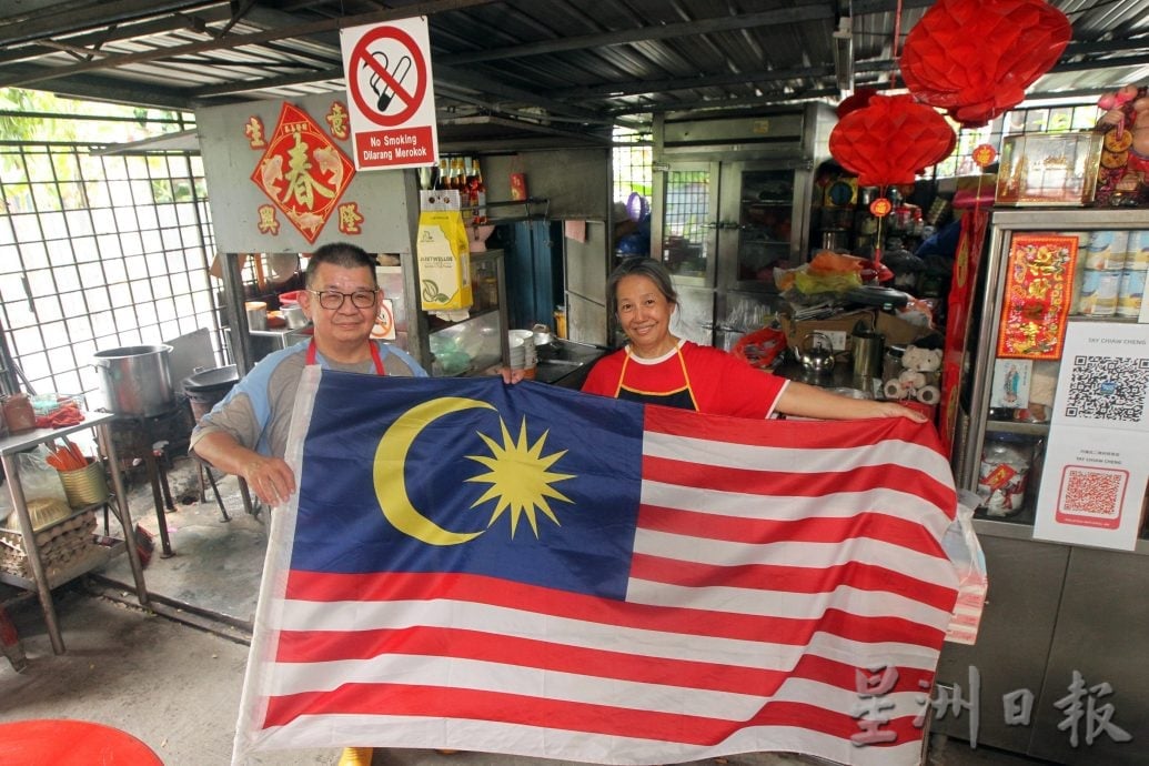 （预编20/9见报）大都会/吃货来啰/繁华都市大树底下的传统华人摊  Waley's Corner新鲜猪肉粉征服祖孙三代味蕾