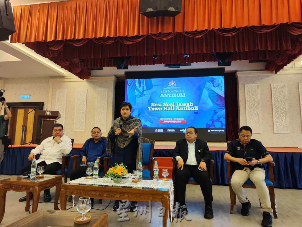 反霸凌市民大会与民交流 研设仲裁庭护弱势