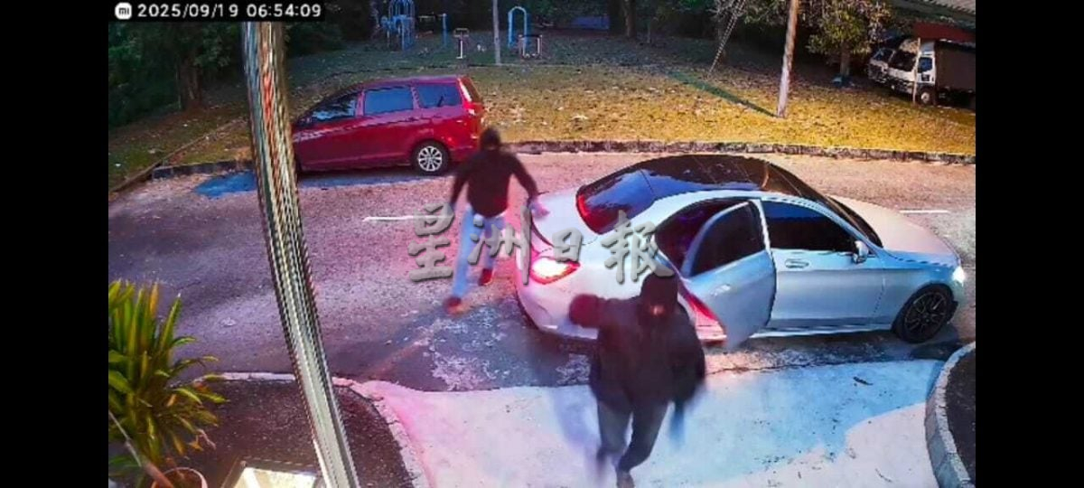 (大北马)妇女浇花未及关门,3匪徒闯入19分钟搜屋掠逾2万元财物