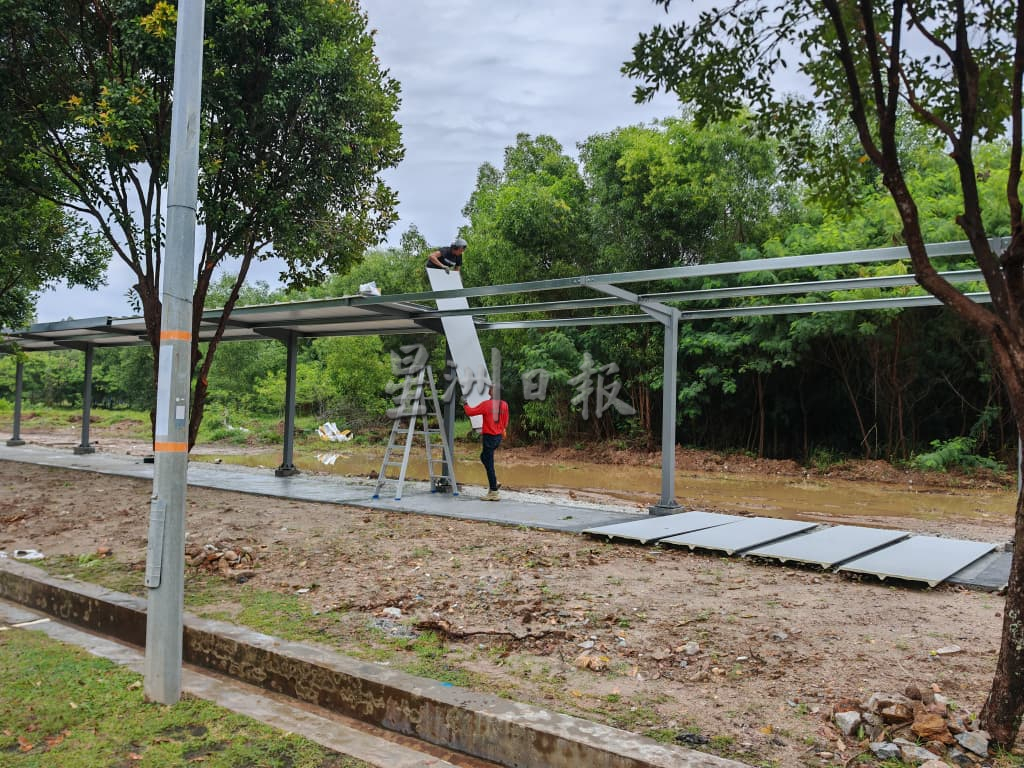 (古城第)旧摩天轮路往世遗区行人道剩篱笆及绿化,预计两个月完成