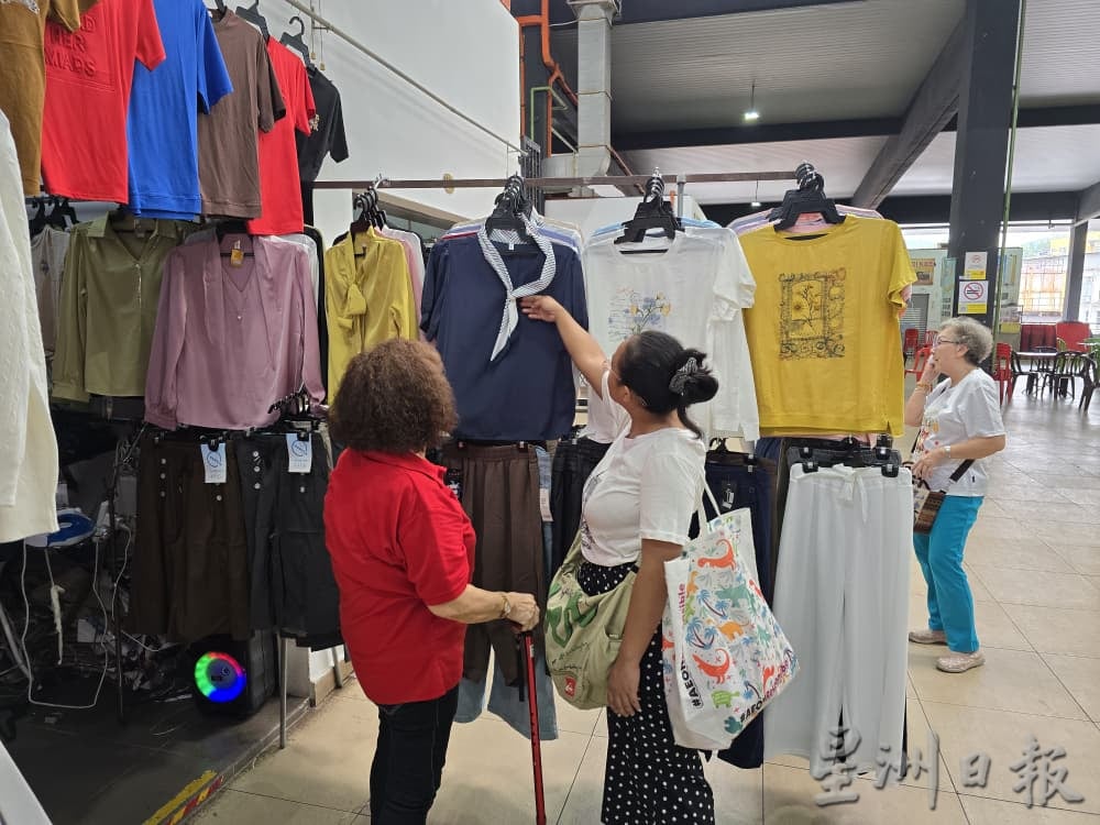 游客激增效益有限 芙蓉公市有人欢喜有人忧