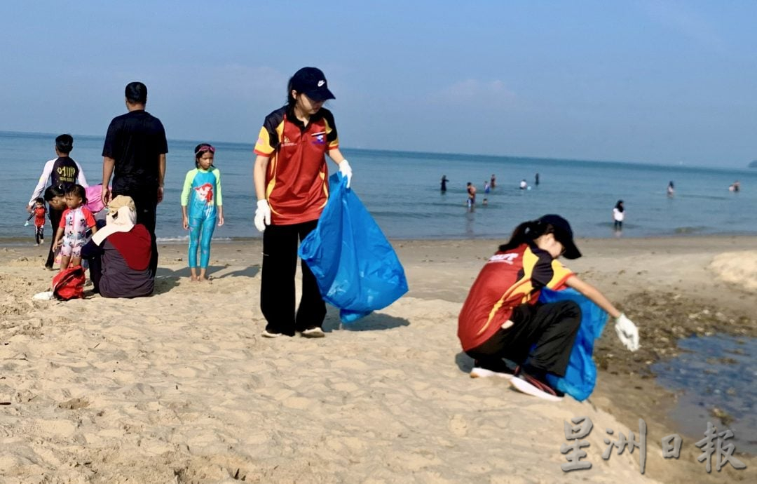 世界清洁日净滩行动　波德申烟蒂垃圾依旧居冠