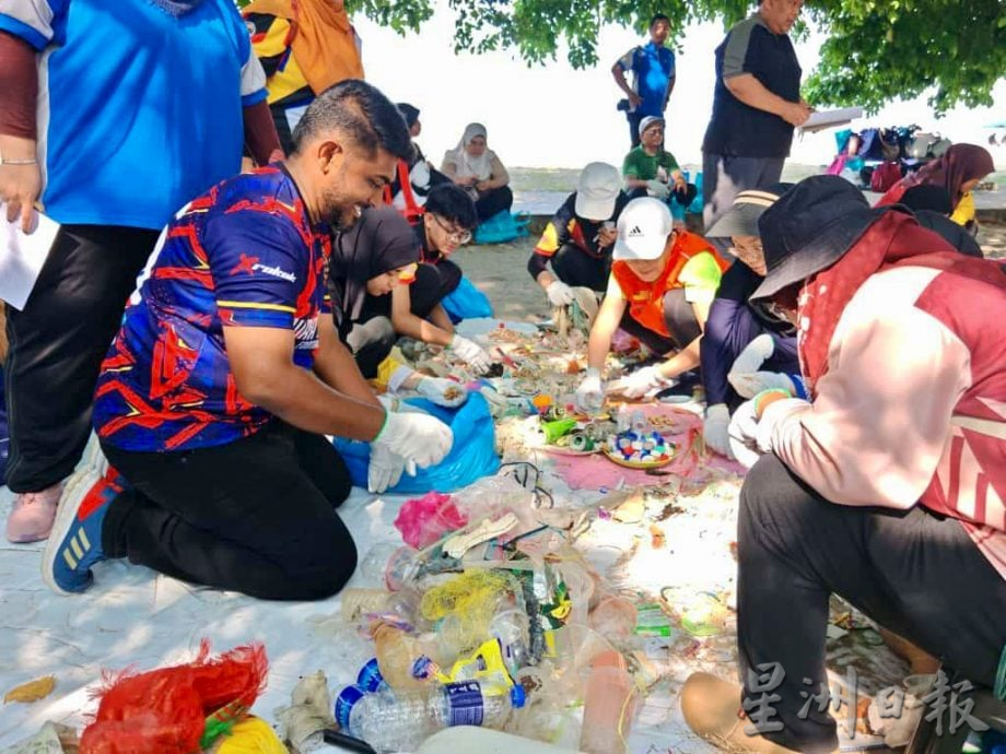 世界清洁日净滩行动　波德申烟蒂垃圾依旧居冠