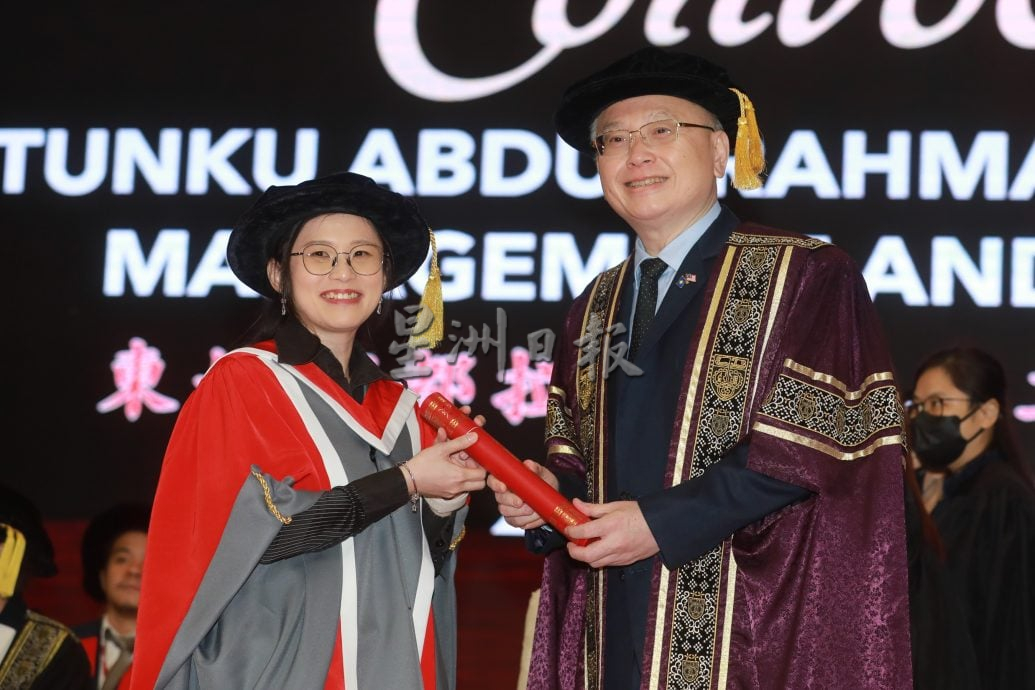 拉曼理工大学吉隆坡校区 4062毕业生陆续告别母校