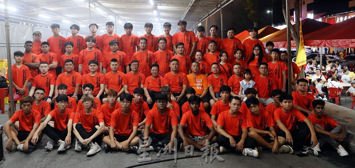 大都会／21日见报／古仔鸿图园盂兰胜会／3图