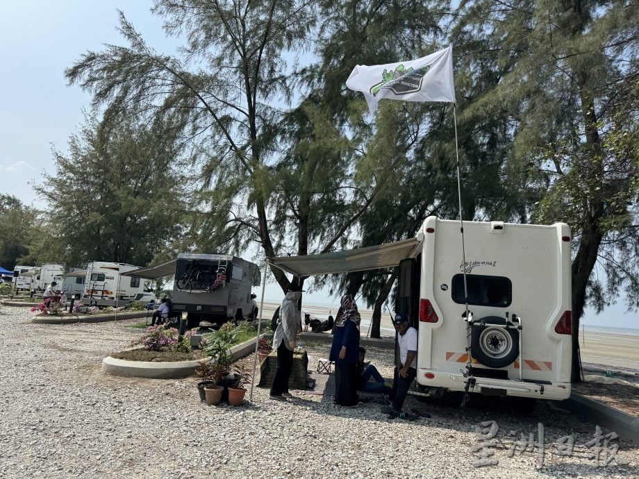 请签发-mz02主文-大都会/峇眼拉浪海滩房车休闲公园开幕/5图