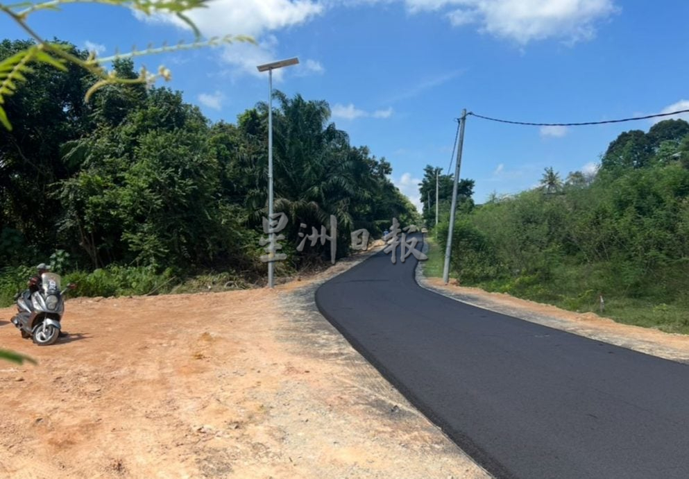 供星洲网：双溪山打英村道路提升带动土地复苏